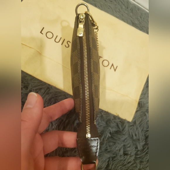 Louis Vuitton mini pochette damier ebene - Picture 8 of 16